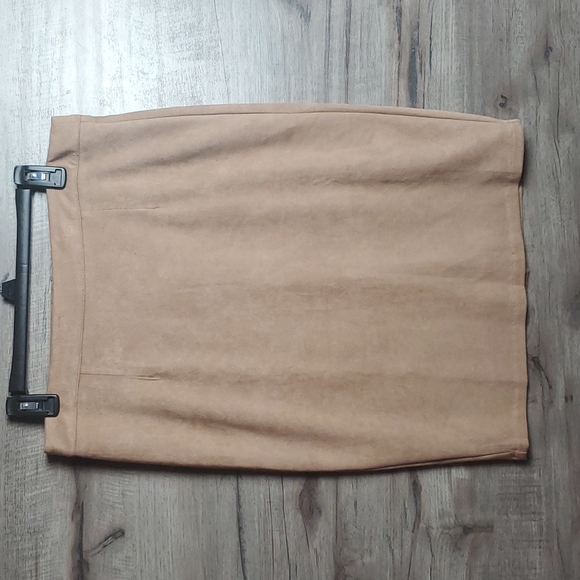 Lulu's Superpower Tan Suede Pencil Skirt - Picture 2 of 8